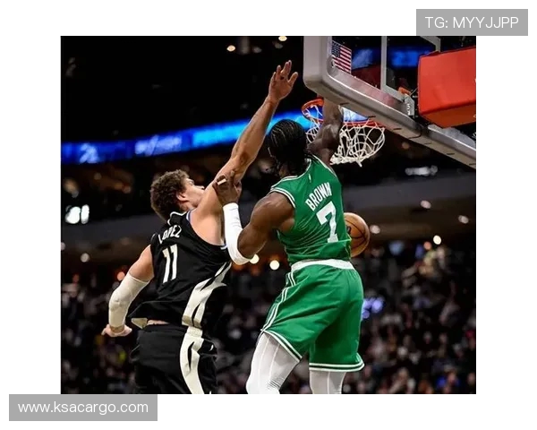 老鹰鏖战凯尔特人巅峰对决再燃季后赛激情争锋荣耀时刻