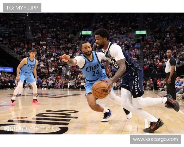 独行侠快船巅峰对决卢卡大战莱昂纳德谁能统治西部赛场