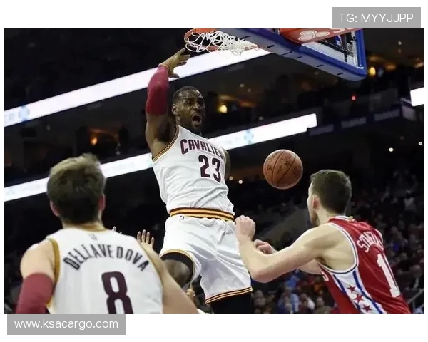 精彩对决！两队鏖战至最后一刻，比分紧咬不放，最终决胜负的关键时刻揭秘