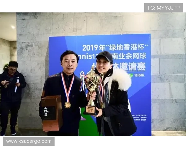 深圳网球队与成都网球队赛后复盘探讨团队协作的成功与不足 深圳网球队与成都网球队赛后复盘探讨团队协作的成功与不足