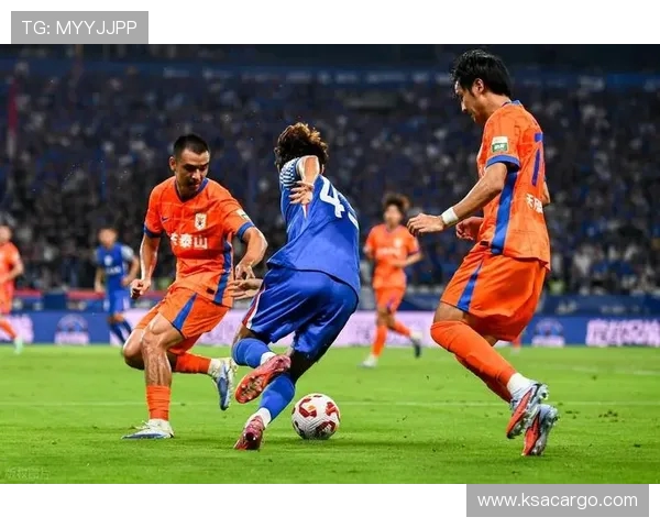 2019年山东鲁能与重庆队激战回顾精彩瞬间与战术分析