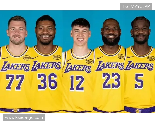 2021年灰熊与湖人激战回顾：精彩瞬间与赛季影响分析